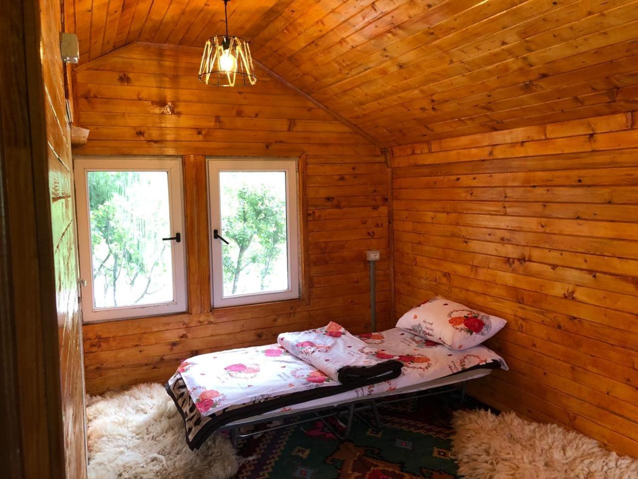Bujtina Gashi Guest House Kukes Екстериор снимка